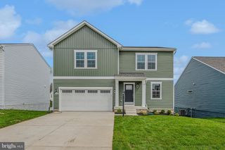 162 LUDGATE MNR, Falling Waters, WV 25419