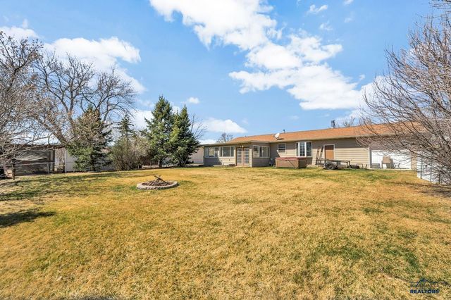 321 E LIBERTY, Rapid City, SD 57701