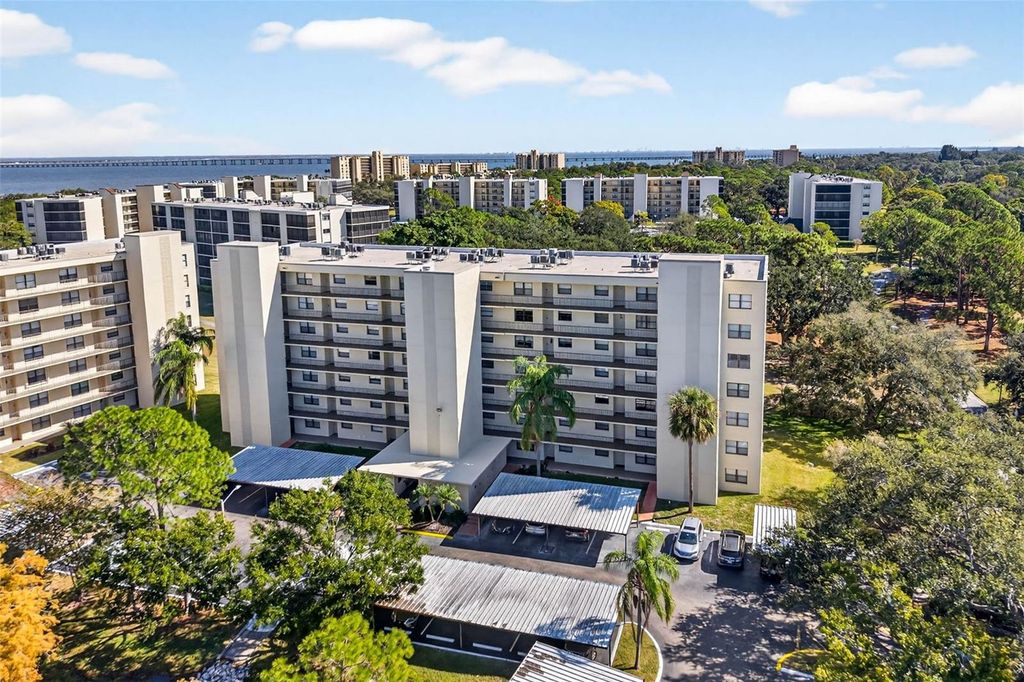 800 COVE CAY DRIVE 4D, Clearwater, FL 33760