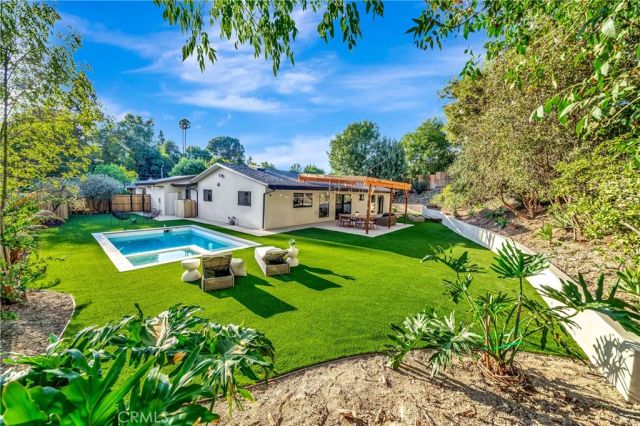 5534 Pattilar Avenue, Woodland Hills, CA 91367