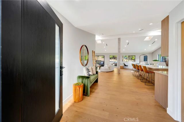 5534 Pattilar Avenue, Woodland Hills, CA 91367