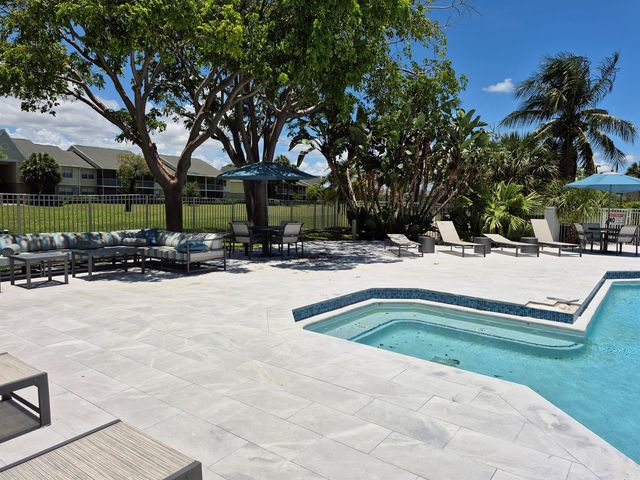 2823 N Course Drive 205, Pompano Beach, FL 33069