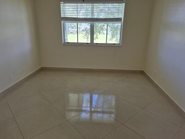 2823 N Course Drive 205, Pompano Beach, FL 33069