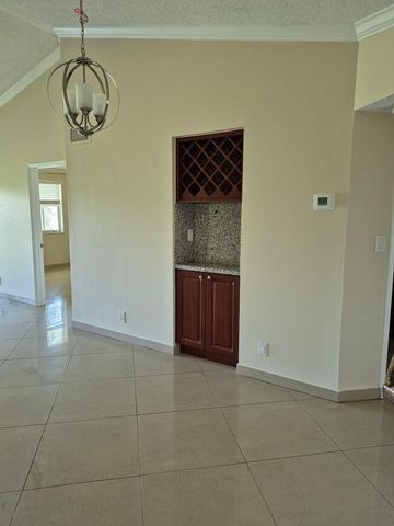 2823 N Course Drive 205, Pompano Beach, FL 33069