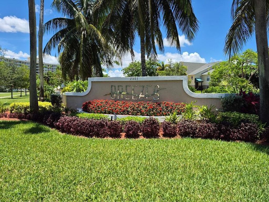 2823 N Course Drive 205, Pompano Beach, FL 33069