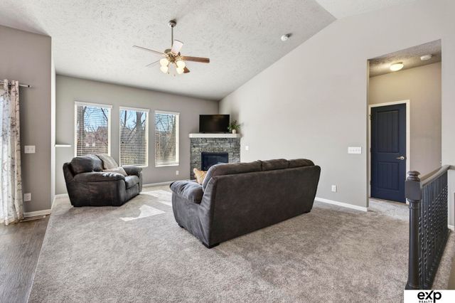 8108 S 190 Street, Omaha, NE 68136