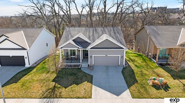 8108 S 190 Street, Omaha, NE 68136