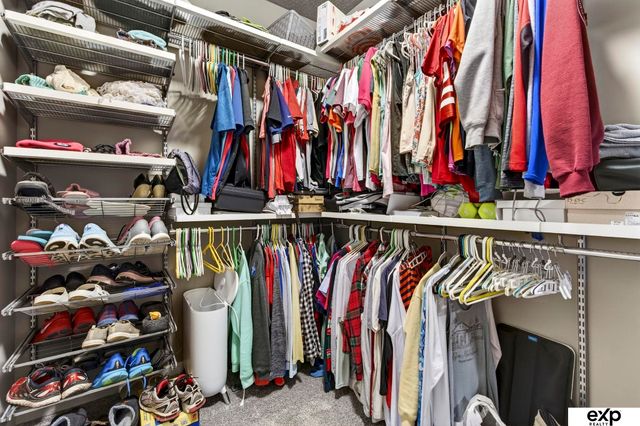 8108 S 190 Street, Omaha, NE 68136