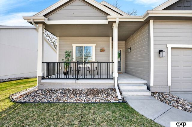 8108 S 190 Street, Omaha, NE 68136