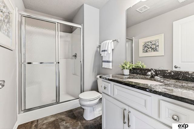 8108 S 190 Street, Omaha, NE 68136