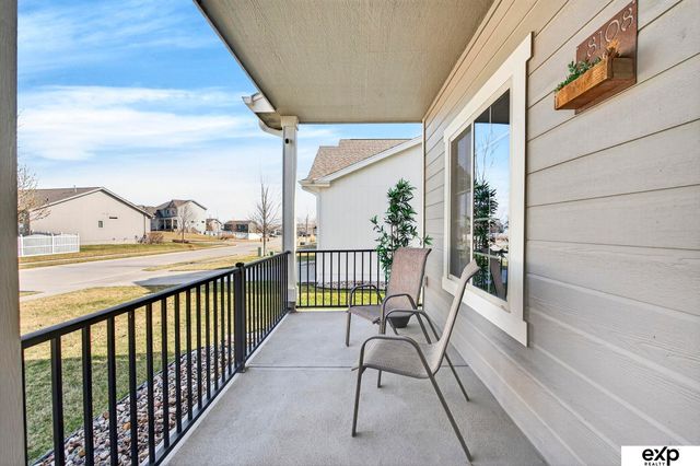 8108 S 190 Street, Omaha, NE 68136