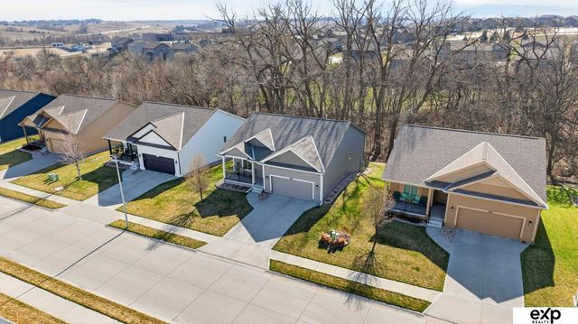 8108 S 190 Street, Omaha, NE 68136