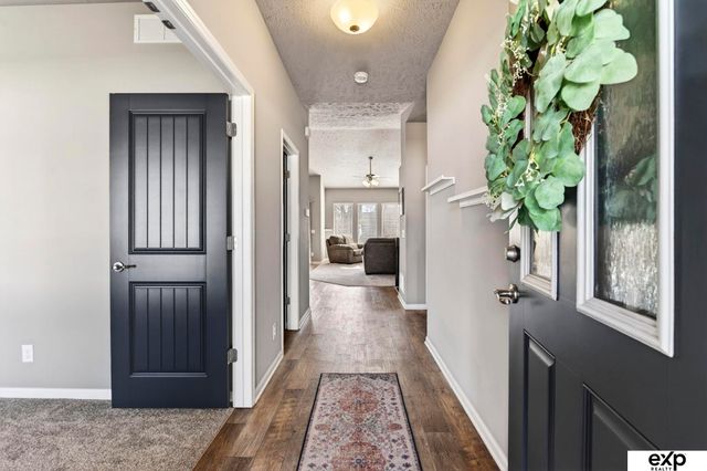 8108 S 190 Street, Omaha, NE 68136