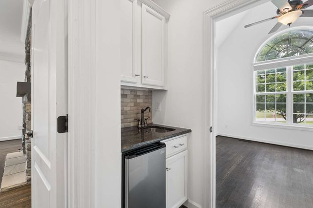 2200 Brienz Valley Dr, Franklin, TN 37064
