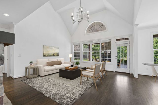 2200 Brienz Valley Dr, Franklin, TN 37064