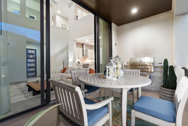 107 Cascading Waters PL, Lakeway, TX 78734