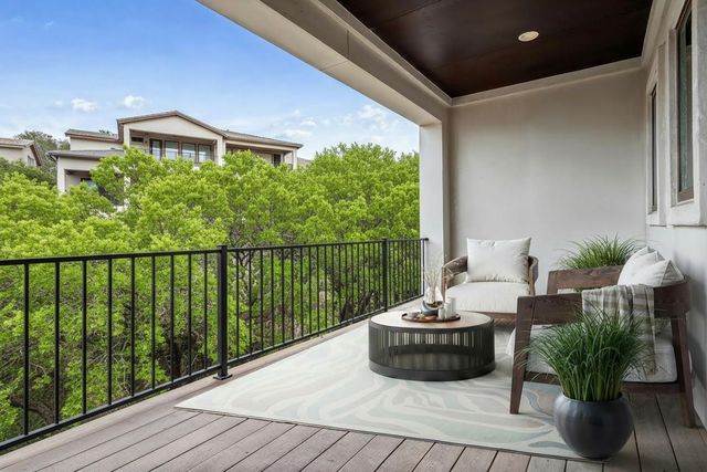 107 Cascading Waters PL, Lakeway, TX 78734