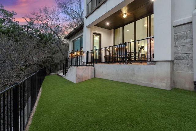 107 Cascading Waters PL, Lakeway, TX 78734