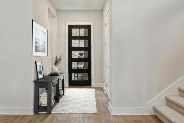 107 Cascading Waters PL, Lakeway, TX 78734