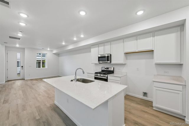 24171 E 30th Place, Aurora, CO 80019