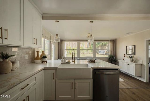 3417 Encinal Avenue, La Crescenta, CA 91214