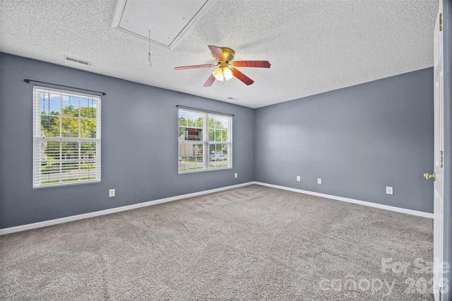 3240 Barons Court Road, Charlotte, NC 28213