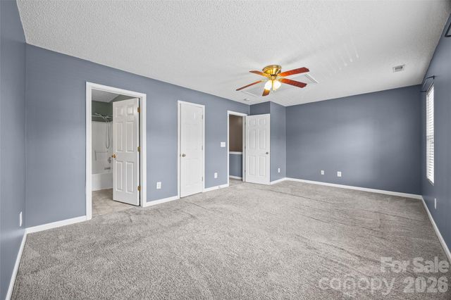 3240 Barons Court Road, Charlotte, NC 28213