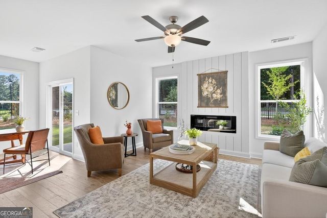 125 Windsor Park Court, Jefferson, GA 30549