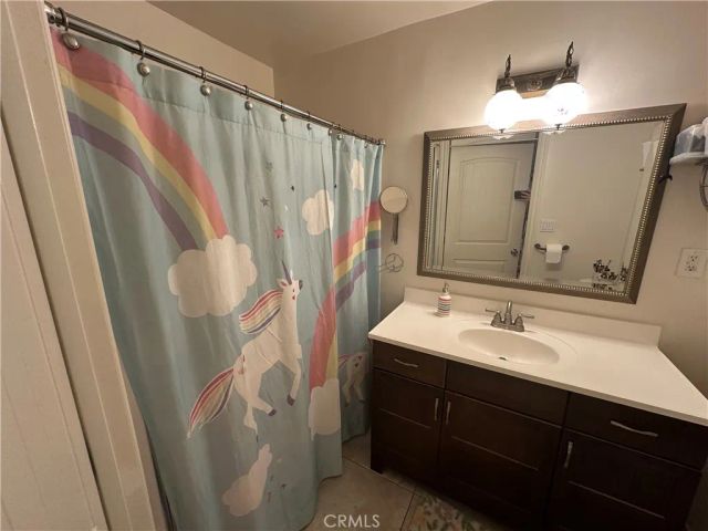 15742 Vose, Los Angeles, CA 91406