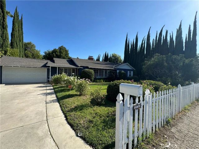 15742 Vose, Los Angeles, CA 91406