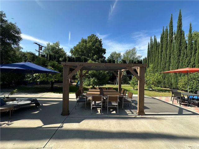 15742 Vose, Los Angeles, CA 91406