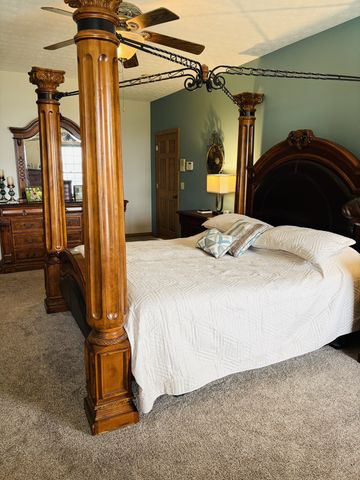 684 Matlock Rd, Bowling Green, KY 42104