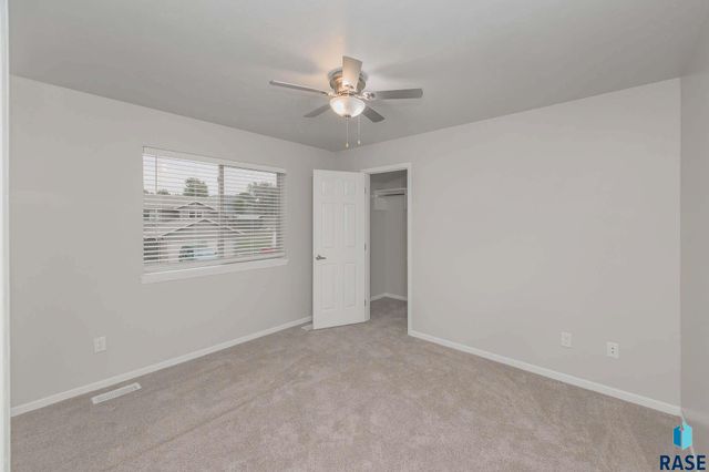 404 N Sioux Blvd Boulevard, Brandon, SD 57005