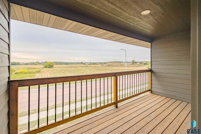 404 N Sioux Blvd Boulevard, Brandon, SD 57005