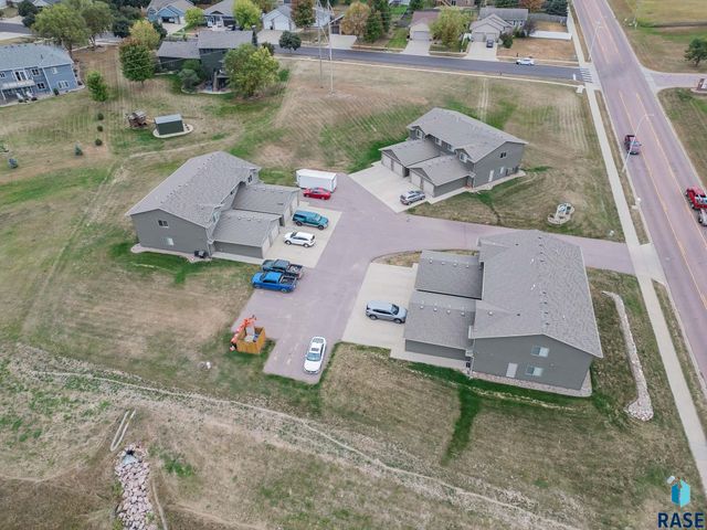404 N Sioux Blvd Boulevard, Brandon, SD 57005