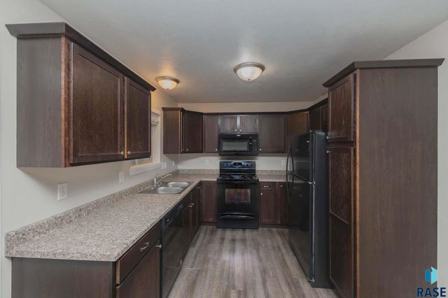 404 N Sioux Blvd Boulevard, Brandon, SD 57005