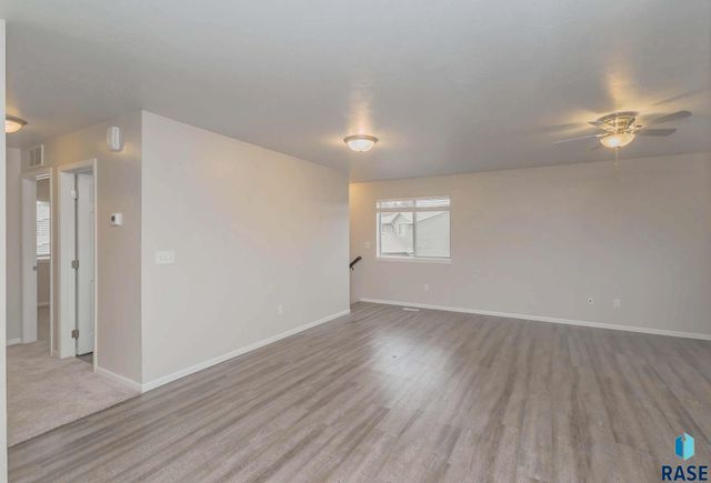 404 N Sioux Blvd Boulevard, Brandon, SD 57005