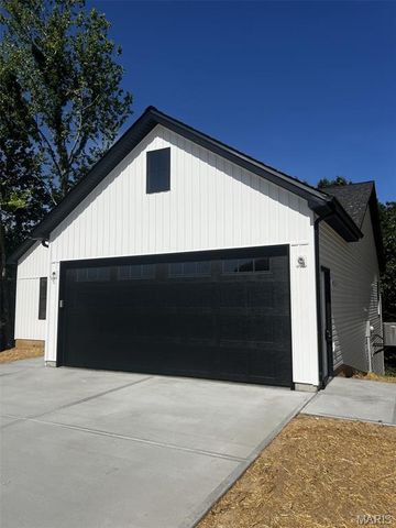 217 Red Mare Rd., Winfield, MO 63389