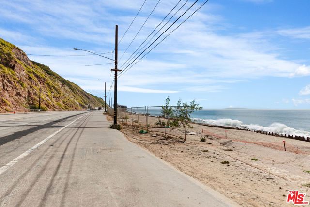 20604 Pacific Coast Highway, Malibu, CA 90265