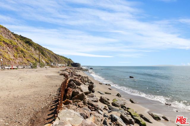 20604 Pacific Coast Highway, Malibu, CA 90265