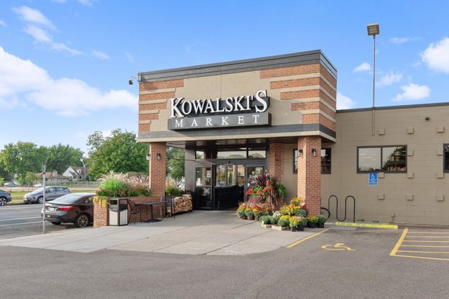 5733 13th Avenue S, Minneapolis, MN 55417