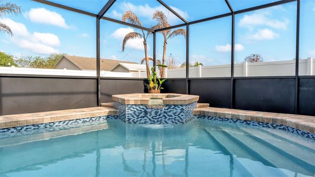 5285 ENGLISH DRIVE, Lakeland, FL 33812