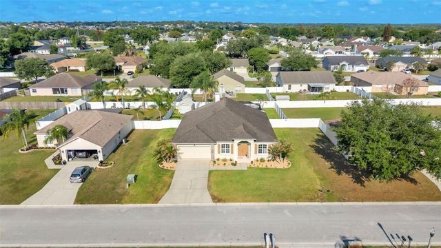5285 ENGLISH DRIVE, Lakeland, FL 33812