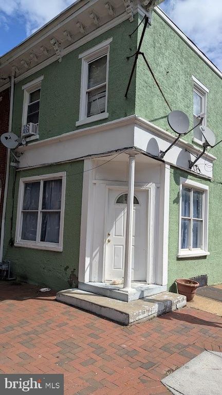 1000 CLIFFORD BROWN WALK, WILMINGTON, DE 19801 — exterior