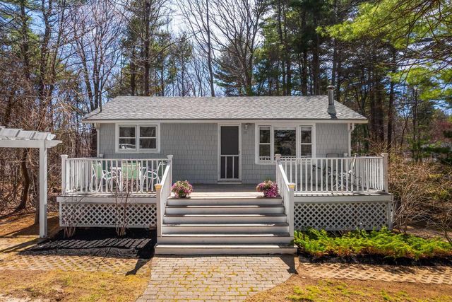 14 Beacon Street Extension, York, ME 03909