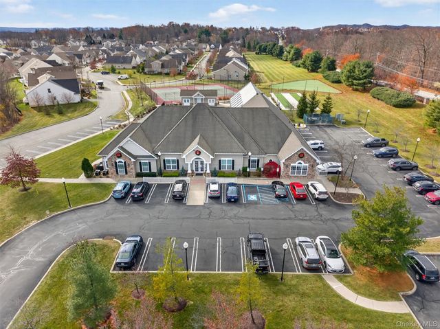 10 Cyprus Drive, Middletown, NY 10940