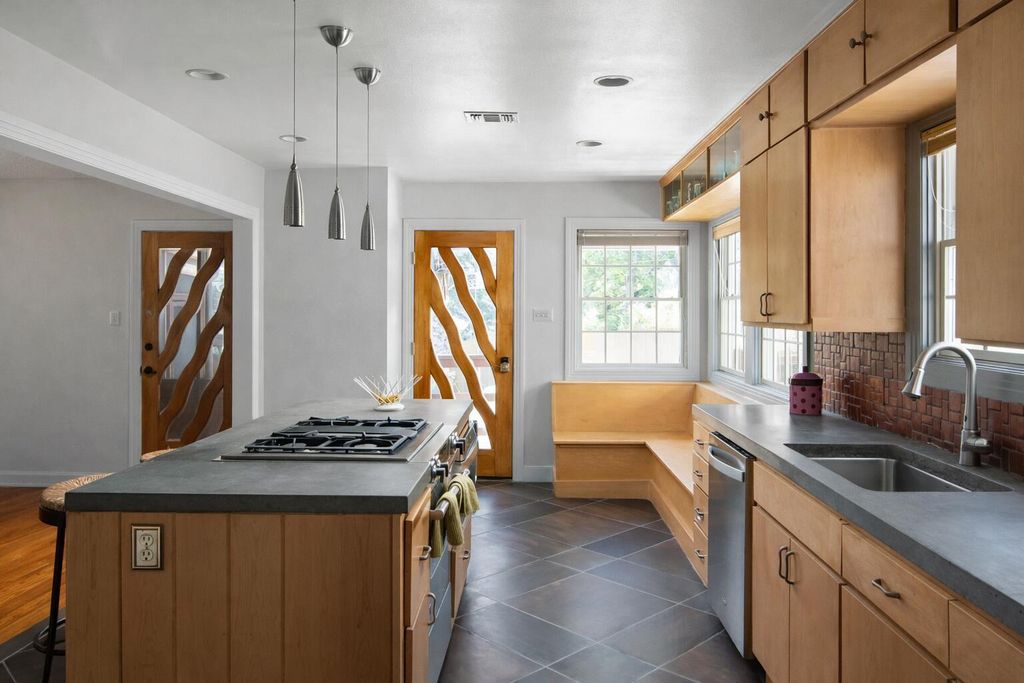 2307 Westover RD, Austin, TX 78703