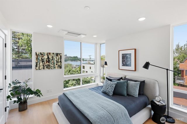 2019 Minor Avenue E, Seattle, WA 98102