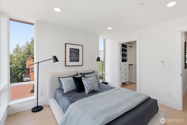 2019 Minor Avenue E, Seattle, WA 98102