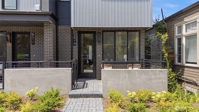 2019 Minor Avenue E, Seattle, WA 98102